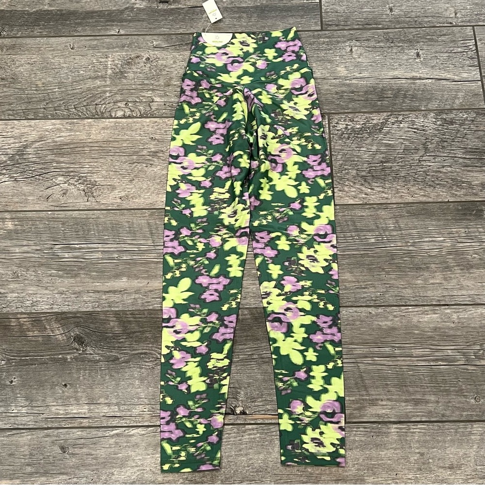 Aerie Women Offline Green Floral Print High Rise
Crossover 7/8 Tight Leggings S - Picture 5 of 15
